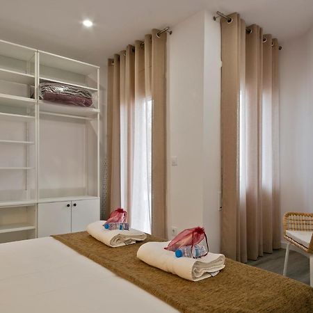 Alcam Badalona Roger Apartamento Exterior foto